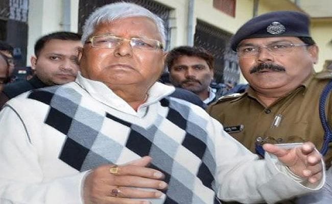 लालू का Tweet, ''रौंदोगे तो हिमाला बनूंगा, विष दोगे तो शिवाला बनूंगा''