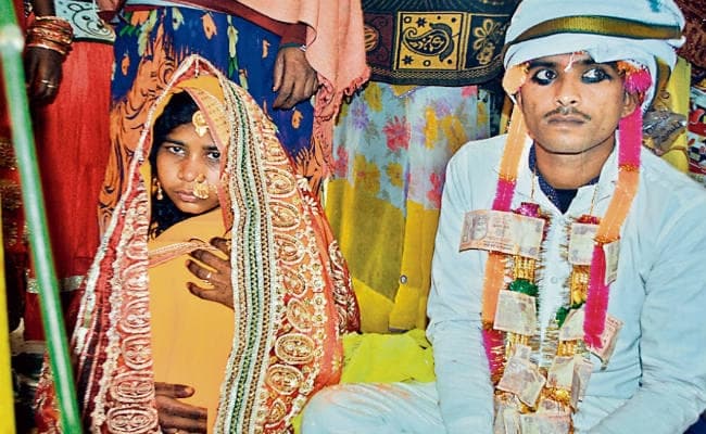 बिहार : बाल विवाह को लेकर निकली मानव शृंखला को झूठला दिया, जब अधेड़ ने रचाई नाबालिग से शादी