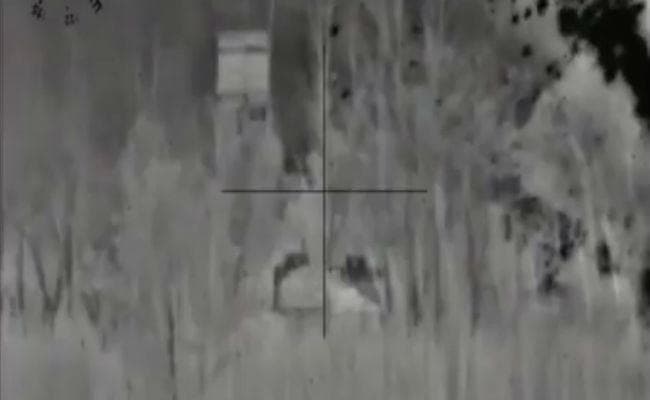 भारत ने दिया मुंहतोड़ जवाब: पाकिस्तानी ठिकानों पर दागे 9000 गोले, चौकियां और तेल डिपो किये तबाह, देखें वीडियो