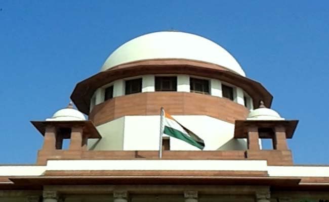 सुप्रीम कोर्ट ने आधार की संवैधानिक वैधता को चुनौती देने वालों से ही किये सवाल