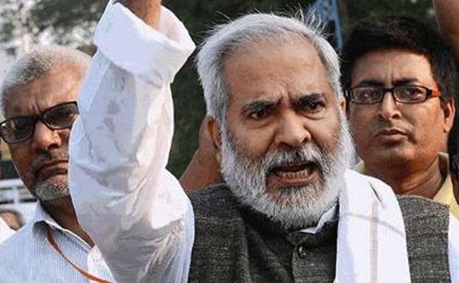 फैसले से बौखलाये रघुवंश प्रसाद, कहा : लालू प्रसाद को फंसाया गया