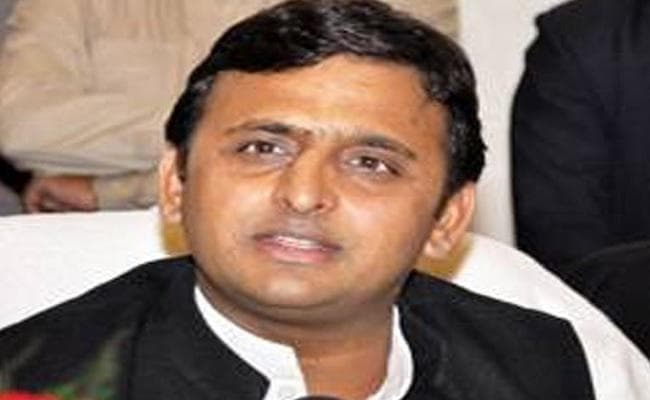 योगी सरकार पर अखिलेश का वार, कहा- भाजपा कार्यकर्ता के रूप में कार्य कर रहे है पुलिस प्रमुख