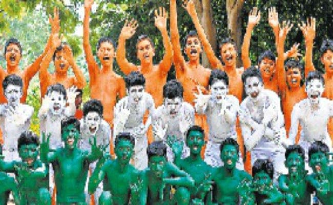 सुंदर गणतंत्र के लिए राजनीति में स्वच्छता अभियान की जरूरत