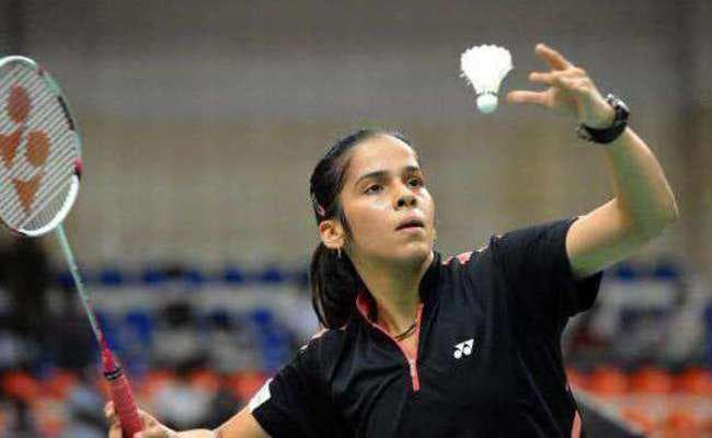 सिंधू को हराकर साइना इंडोनेशिया मास्टर्स बैडमिंटन के सेमीफाइनल में