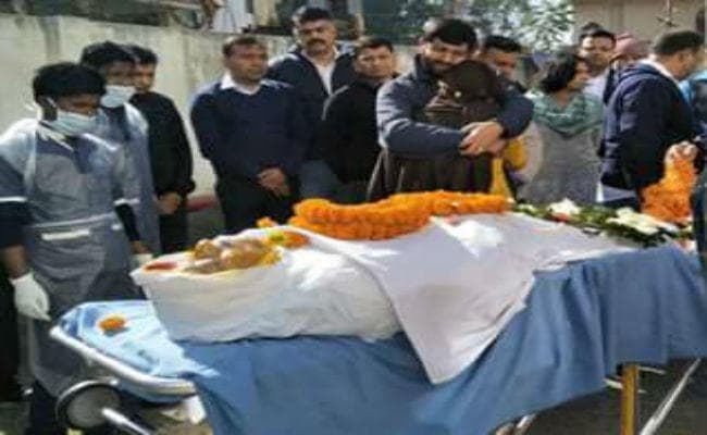 बोकारो के उपायुक्त राय महिमापत रे के पिता का मेडिका में निधन