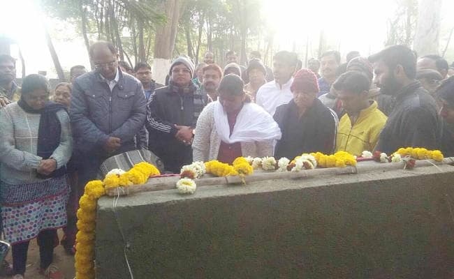 VIDEO : उद्घाटन से पहले ही टूट गये पार्क के सामान, मेयर और मंत्री को आया गुस्सा, सीपी सिंह बोले : क्वालिटी से समझौता नहीं