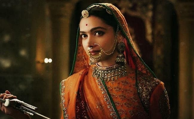 Box Office: ''पद्मावत'' ने अमेरिका में रच दिया इतिहास, भारत में कमाई 100 करोड़ के पार