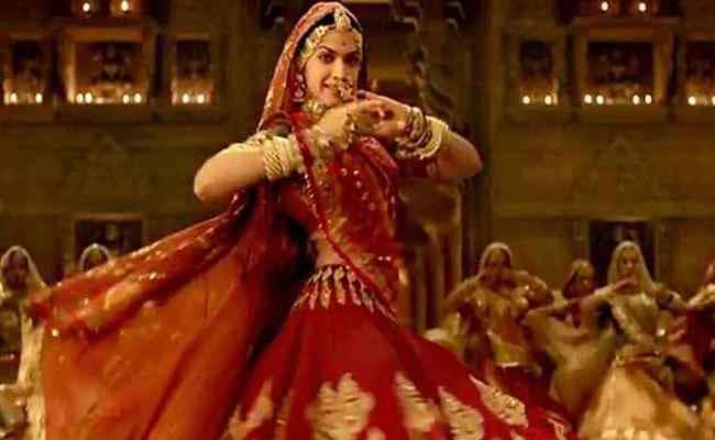 ''पद्मावत'' के विवादास्पद अंश निकालने को दायर याचिका सुप्रीम कोर्ट में खारिज