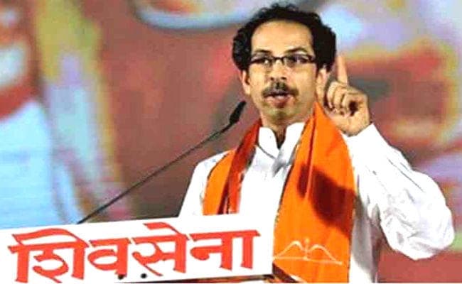 शिवसेना का फडणवीस सरकार पर आरोप, किसानों की मौत के लिए सरकारी मशीनरी जिम्मेदार