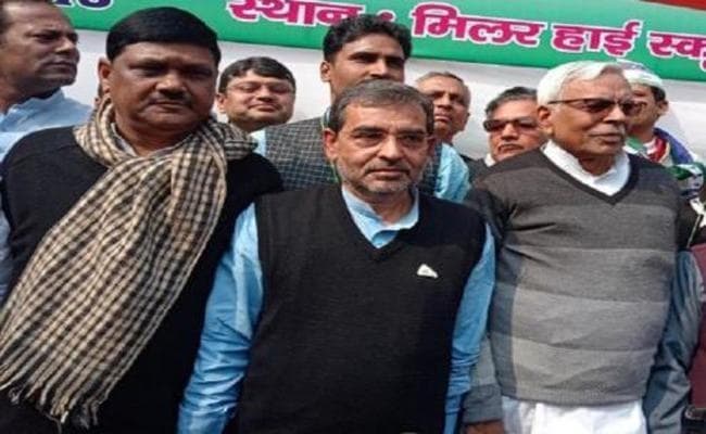 NDA नेता उपेंद्र के साथ खड़ी हुई RJD, भाजपा की दूरी से बिहार में बड़े सियासी हलचल के संकेत