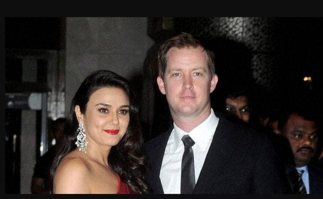 प्रीति जिंटा से लेकर शशि कपूर तक, विदेश में दिल लगा चुके हैं ये सितारे