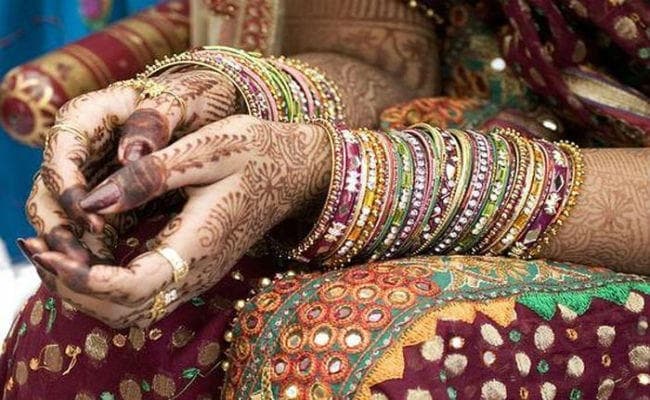 बिहार : सगाई कर पांच लाख रुपये ले लिये, फिर किया शादी से इन्कार