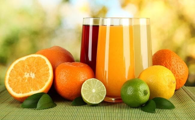 न्यू इंडिया का बजटः इम्पोर्टेड फ्रूट जूस पीना, मोबाइल, बाइक आैर सोना-चांदी खरीदना हो जायेगा महंगा…