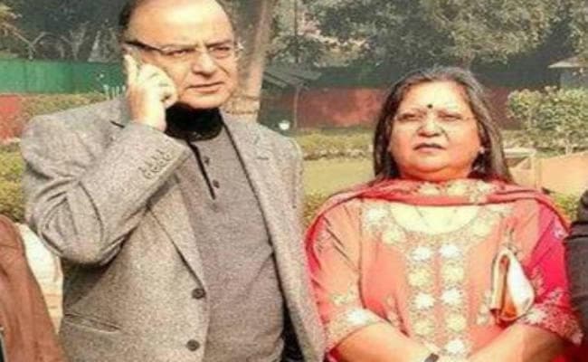 बजट पर क्या बोला अरुण  जेटली परिवार, पत्नी ने दिये कितने नंबर