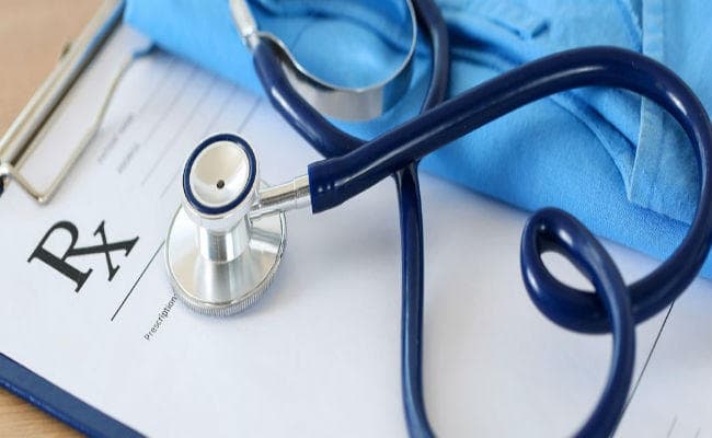 सबसे बड़ी बजट घोषणा मोदीकेयर की सफलता के लिए चाहिए 1.20 लाख करोड़ वार्षिक प्रीमियम