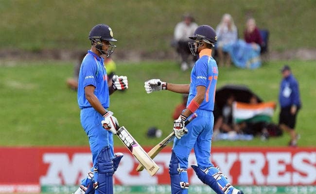 अंडर 19 वर्ल्ड कप पर भारत का कब्जा, पढ़ें सोशल मीडिया पर क्या चल रहा है