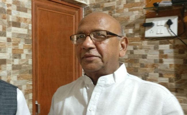 मंत्री सरयू राय ने कहा- रघुवर सरकार को कोई खतरा नहीं, समस्या का निकाला जाएगा हल