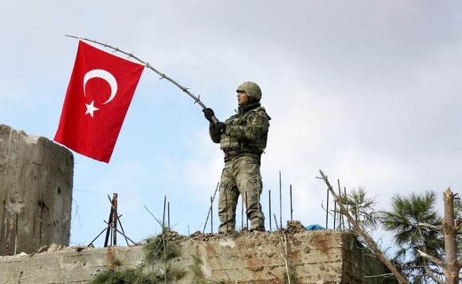 सीरिया में टैंक पर हमले में पांच सैनिकों समेत सात की मौत