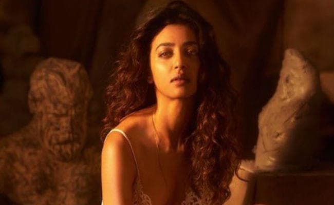 IN PICS: पहले पीरियड पर राधिका आप्टे के घर हुआ कुछ ऐसा कि...