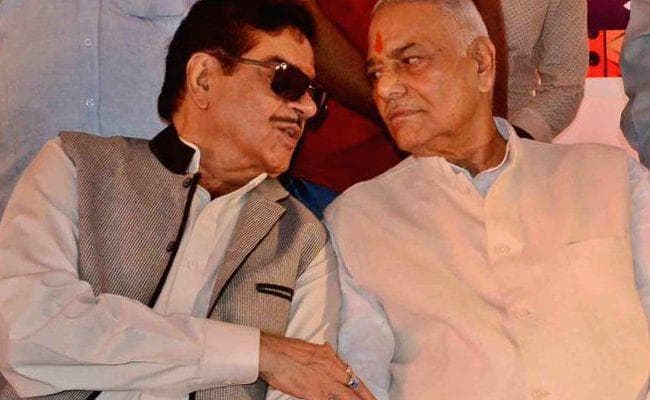 शत्रुघ्न सिन्हा का पार्टी पर एक और हमला, कहा-भाजपा ‘वन मैन शो'' और ‘टू मेन आर्मी''