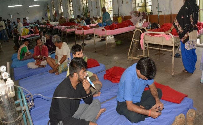 हावड़ा के लोहा मार्केट में गैस रिसाव से हड़कंप, 50 से अधिक लोग बीमार, 17 की हालत गंभीर