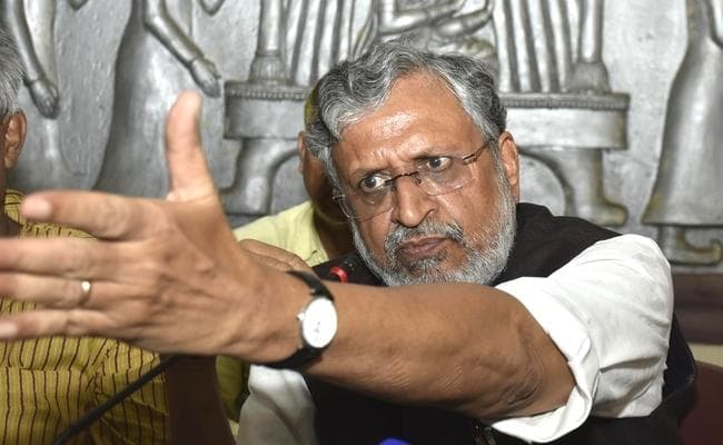 शरद यादव पर भड़के सुशील मोदी, लालू से मुलाकात पर जताया कड़ा एतराज, पढ़ें