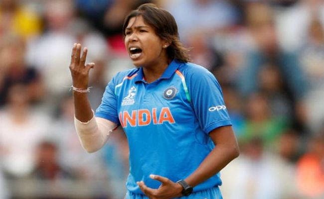 वनडे में 200 विकेट चटकाकर झूलन ने रचा इतिहास, कपिल ने भी किया था ऐसा कारनामा