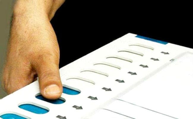 Jharkhand By Election 2020 : दुमका-बेरमो उपचुनाव में चल रही जुबानी जंग, टूट रही सीमाएं, तल्ख हुई राजनीति