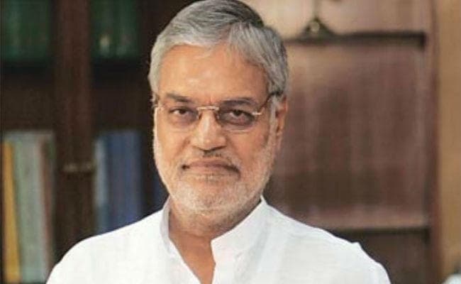 कांग्रेस हुई हमलावर, नरेंद्र मोदी प्रधानमंत्री की तरह नहीं, भाजपा नेता की तरह बयान देते हैं