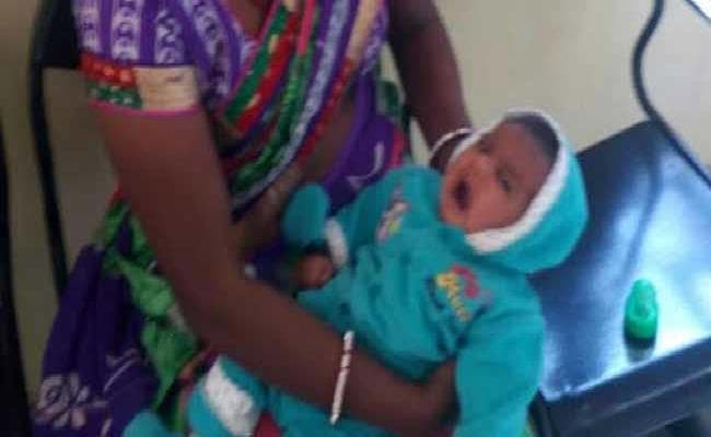 ट्रेन में मिली तीन माह की बच्ची चाइल्ड हेल्पलाइन के हवाले