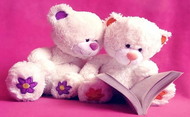 Teddy Day 2018 : उन्हें हमेशा आपके साथ होने का एहसास दिलायेगा टेडी बियर...!