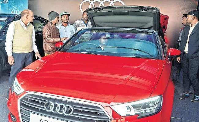 प्रभात खबर का ऑटो शो शुरू, सबको लुभा रही हैं शानदार गाड़ियां, सांस्‍कृतिक कार्यक्रम ने मोहा मन