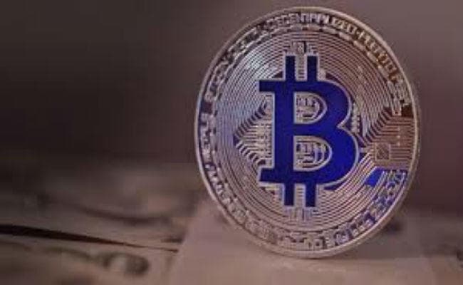 सेबी प्रमुख ने कहा, डिजिटल मुद्रा के लिए जल्द नियम लाना चाहिए