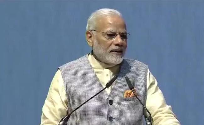 प्रधानमंत्री नरेंद्र मोदी ने शेखों के देश में किया हिंदू मंदिर का शिलान्यास, पढ़ें भाषण की खास बातें
