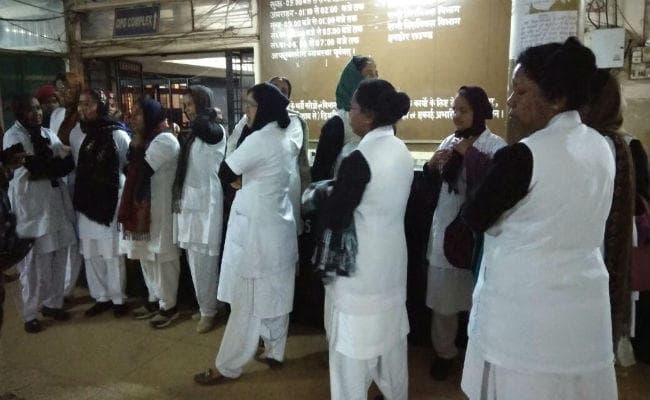 RIMS में नर्सों की हड़ताल खत्‍म, स्‍वास्‍थ्‍य सचिव ने दिया लिखित आश्‍वासन