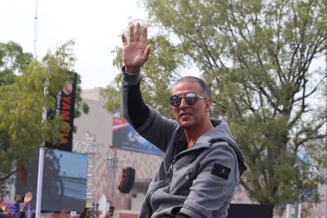 AutoExpo 2018: होंडा बाइक का प्रचार करने कुछ यूं पहुंचे अक्षय कुमार