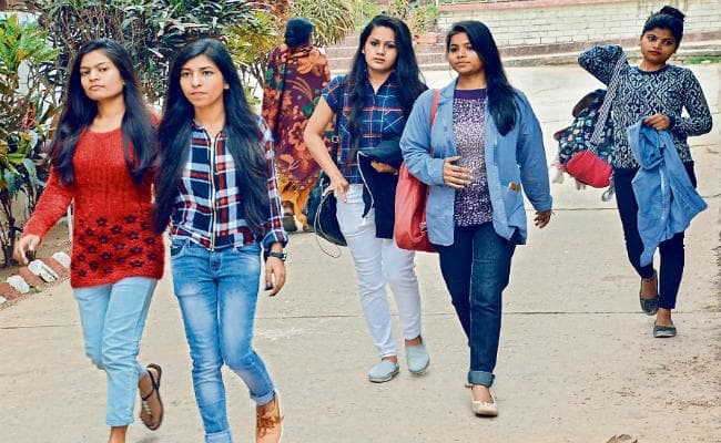 बिहार : गिरा तापमान, अगले दो दिनों तक बदला रहेगा मौसम, फसलों को होगा नुकसान