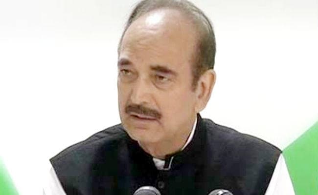 कागजी है मोदी का 56 इंच का सीना : आजाद, कहा- देश को नहीं भागवत जी की सेना की जरूरत