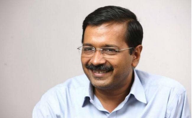 अंकित सक्सेना की शोकसभा से उठकर गये अरविंद केजरीवाल, कपिल मिश्रा ने लगाया अपमान का आरोप