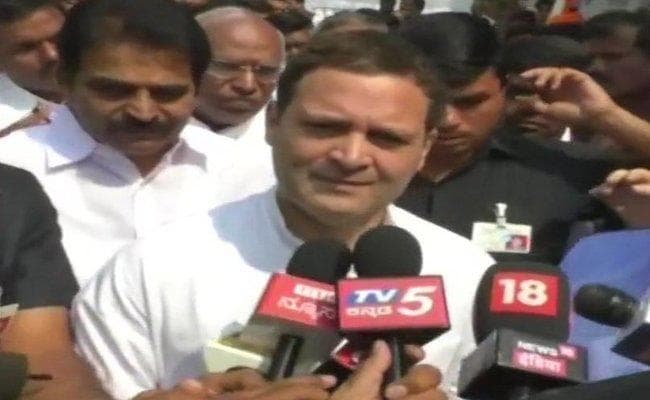 राहुल का मोदी पर वार, कहा-हर मंत्रालय में आरएसएस के लोग, नोटबंदी का सुझाव संघ के विचारक का