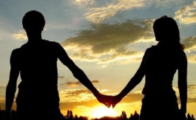 Agra News: अय्याशी के सबूत मिटाने के लिए जीजा ने चोरी किया साली का मोबाइल, जानें पूरा मामला