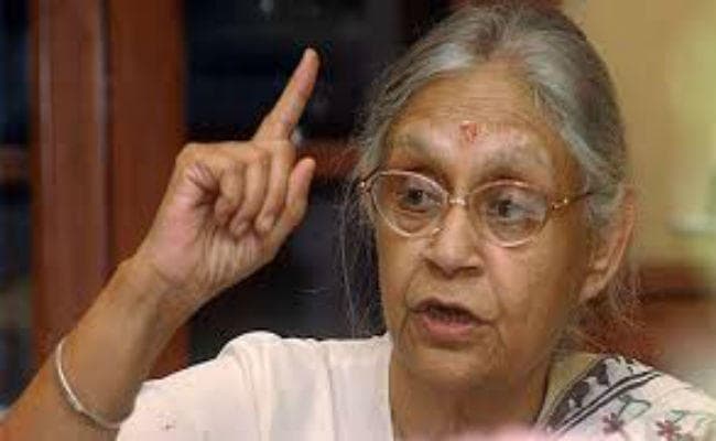 दिल्ली सरकार के तीन साल : कांग्रेस ने जारी किया आरोप पत्र, शीला दीक्षित बोलीं, विज्ञापन सरकार