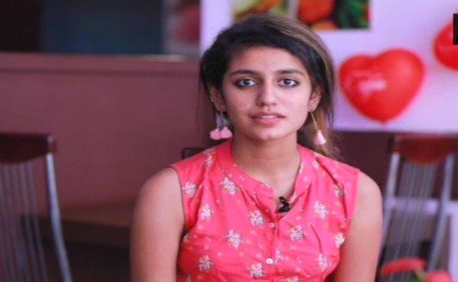 प्रिया प्रकाश के खिलाफ फतवा जारी, धार्मिक भावना आहत होने का लगा आरोप