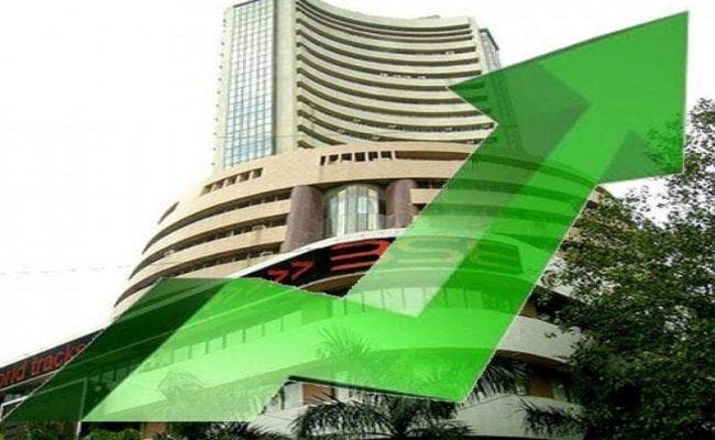 वैश्विक रुख से बाजार में तेजी, सेंसेक्स 167 अंक चढ़ा, रुपया 14 पैसे उछला