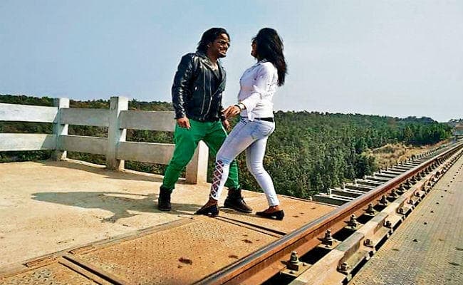 झारखंड : जहां कभी दिन में जाने से हिचकते थे लोग, गूंजती थी गोलियां, वहां हो रही हैं फिल्मों की शूटिंग