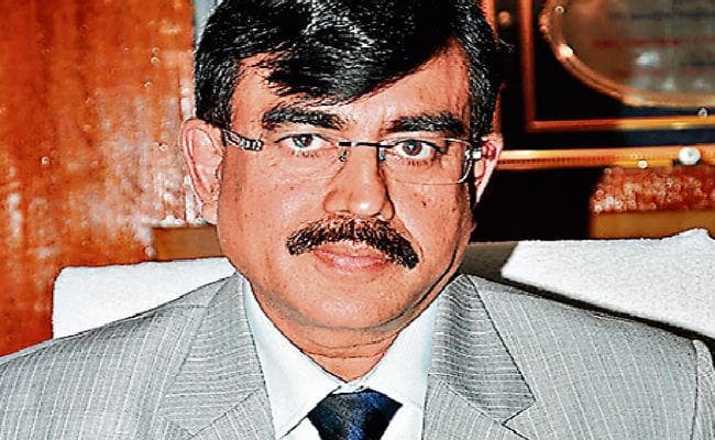 केंद्रीय मंत्री अनंत गीते से मिले सीएमडी, कहा, सरकार है साथ, एचइसी का होगा आधुनिकीकरण