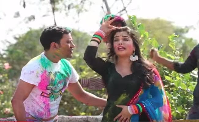 GST जोड़कर मांगा दहेज, तो होलियाना अंदाज में वीडियो हो गया VIRAL