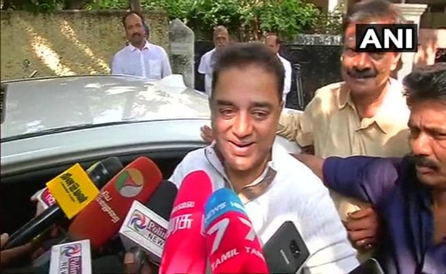 तमिलनाडु : रजनीकांत से मिले कमल हसन, राजनीति में साथ आने की बढ़ी संभावना