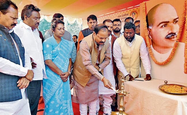 झारखंड : रघुवर दास ने कहा, 2019 के चुनाव को लेकर कार्यकर्ता रहें तैयार, जनता से किये वादे करें पूरा