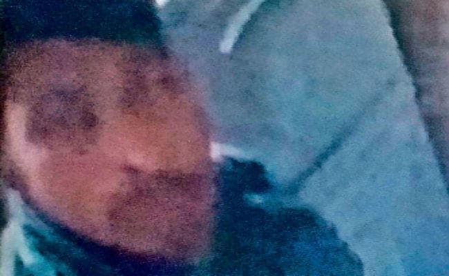 झारखंड : शादी में गये थे बिहार, दुकान में चोरों ने मचाया उत्‍पात, "2.50 लाख के जेवर चोरी, CCTV में हुआ कैद